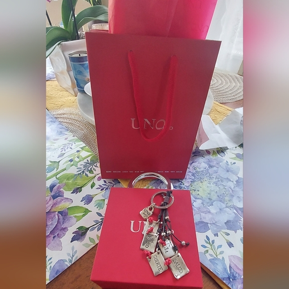 NWT Uno de 50 Keyring with message - Picture 7 of 11
